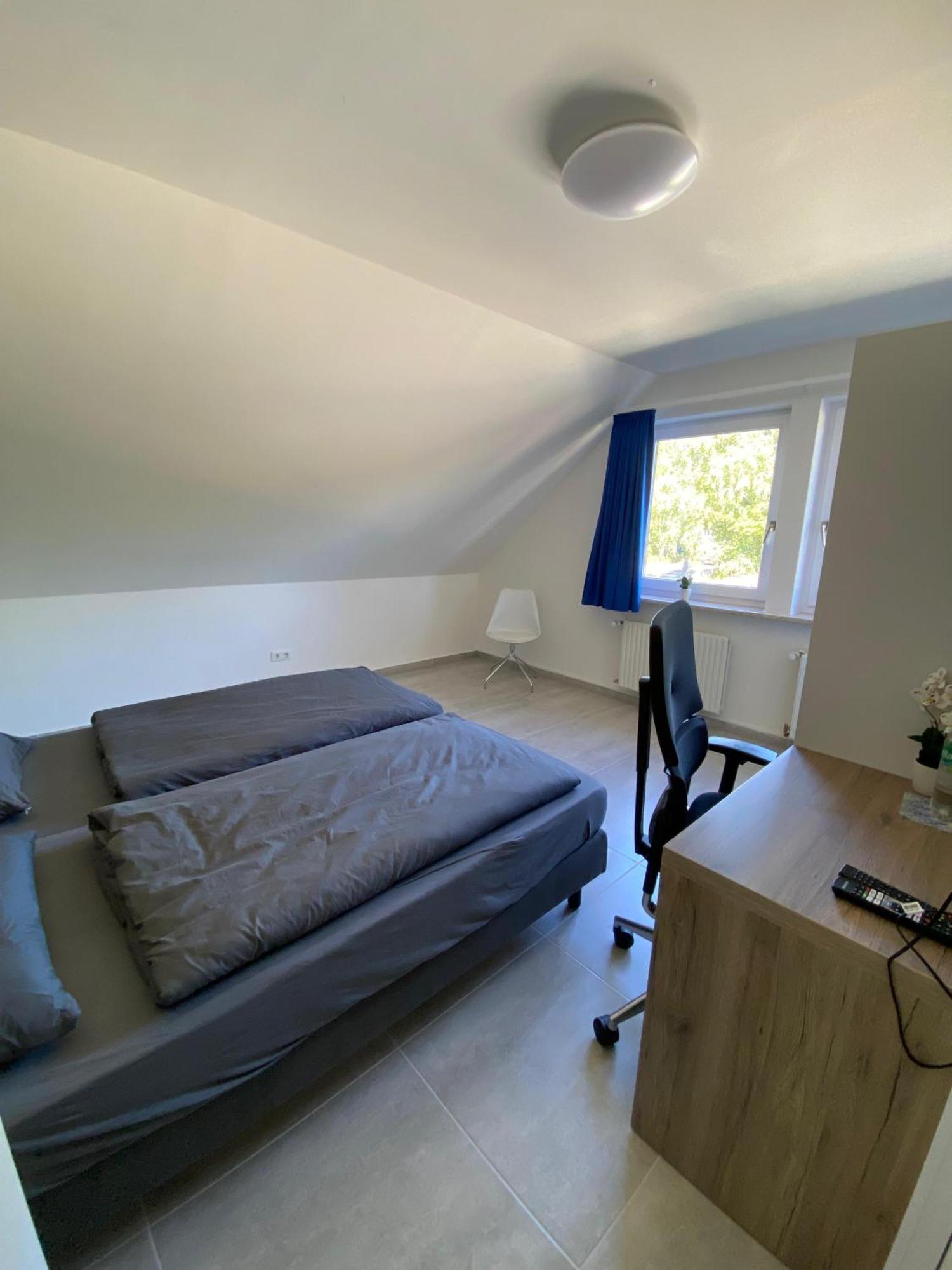Mk Hostel Oyten - Free Wifi & Parking - 24H Check-In Екстериор снимка