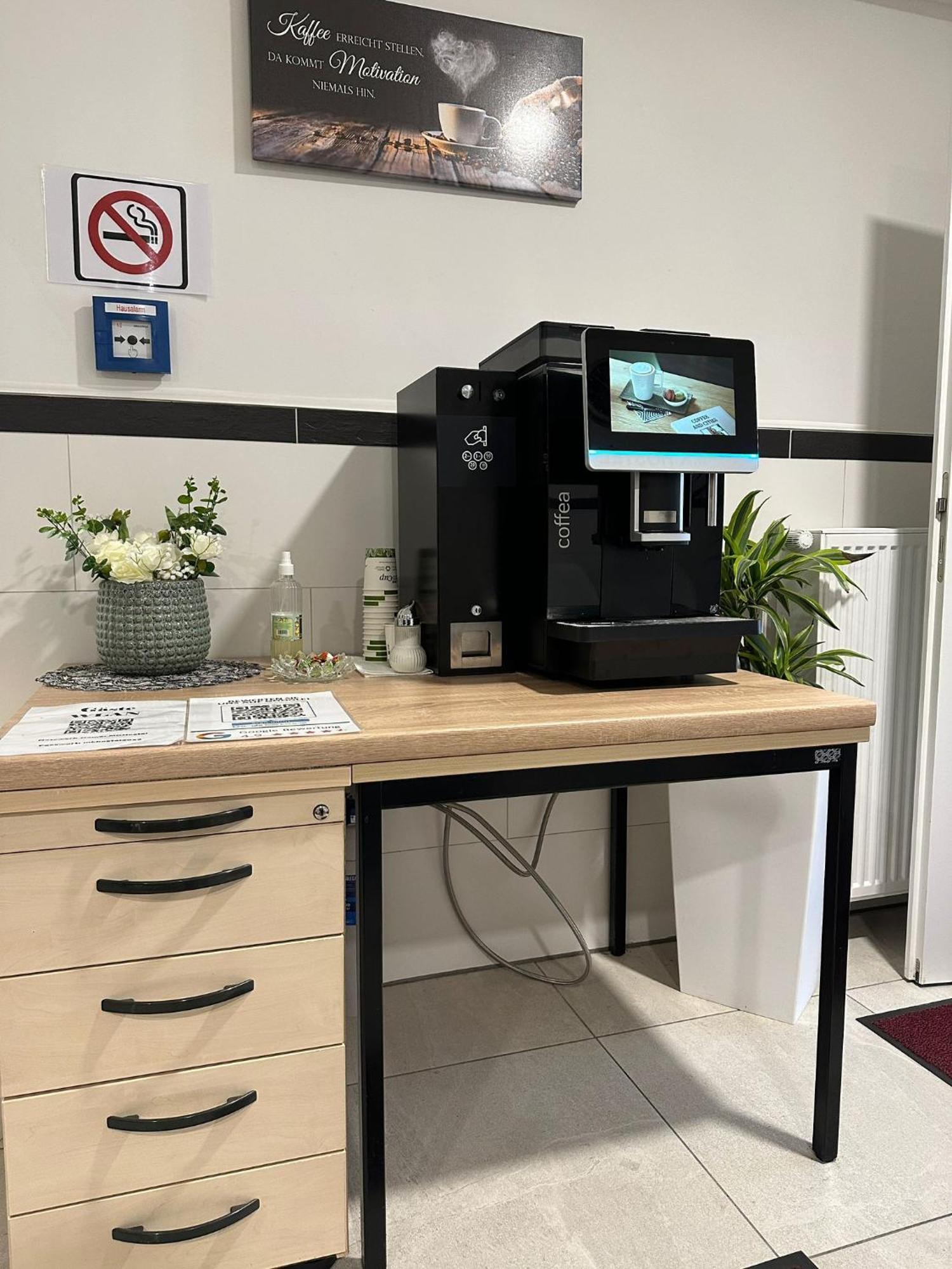 Mk Hostel Oyten - Free Wifi & Parking - 24H Check-In Екстериор снимка