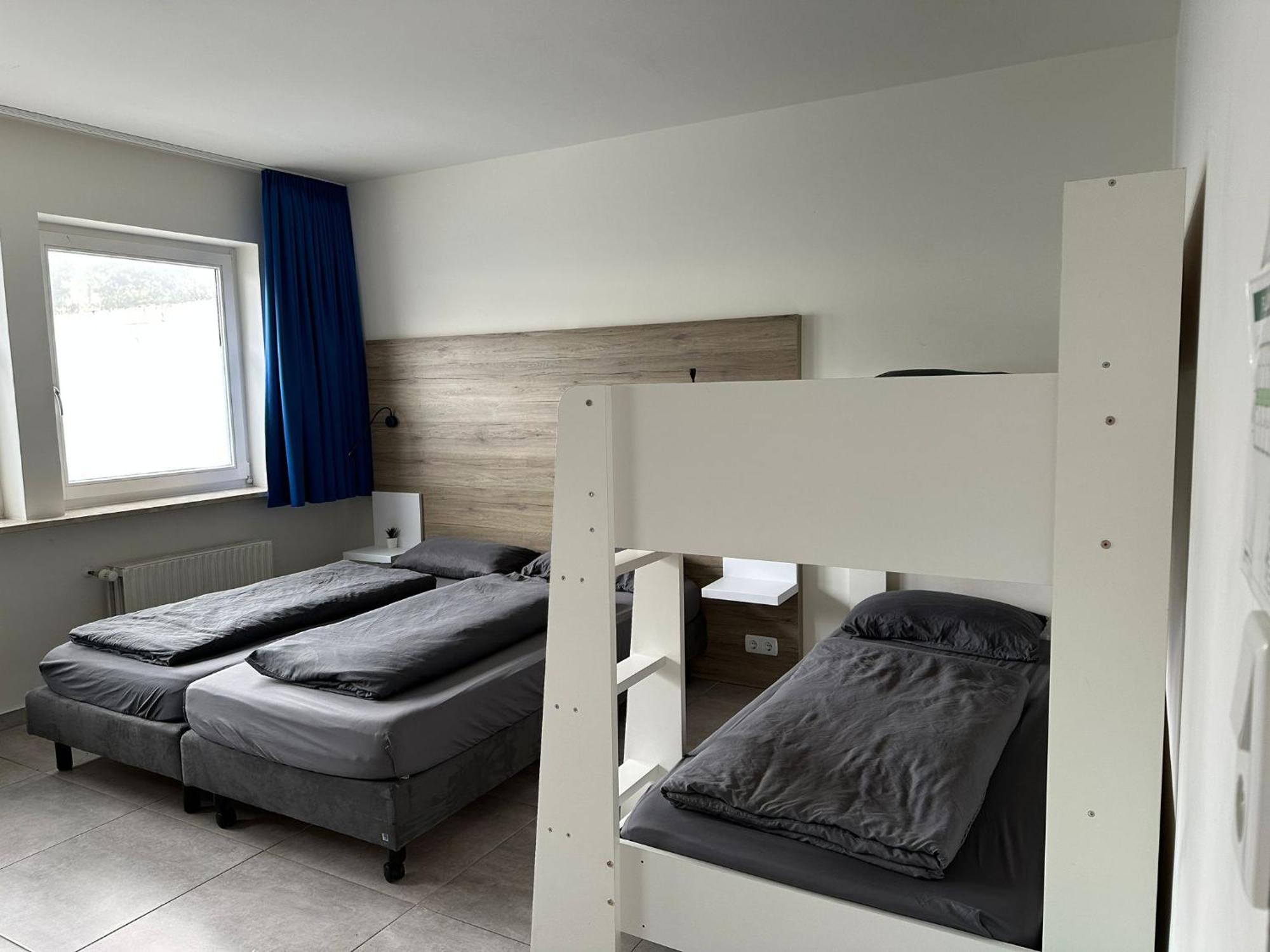Mk Hostel Oyten - Free Wifi & Parking - 24H Check-In Екстериор снимка