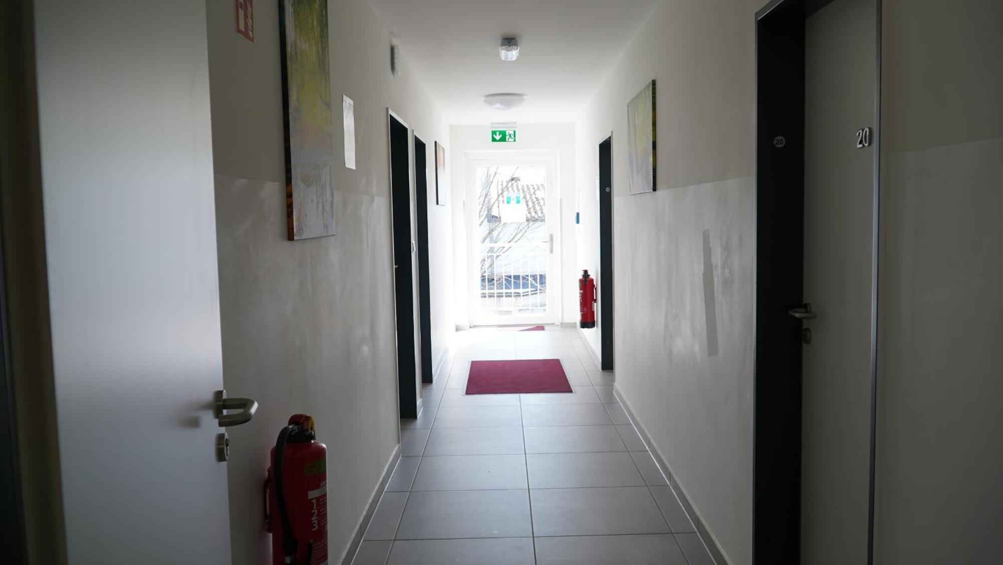 Mk Hostel Oyten - Free Wifi & Parking - 24H Check-In Екстериор снимка