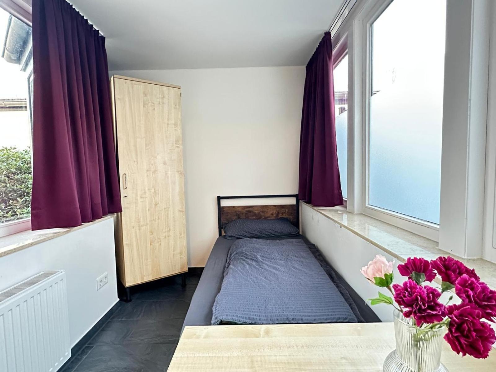 Mk Hostel Oyten - Free Wifi & Parking - 24H Check-In Екстериор снимка