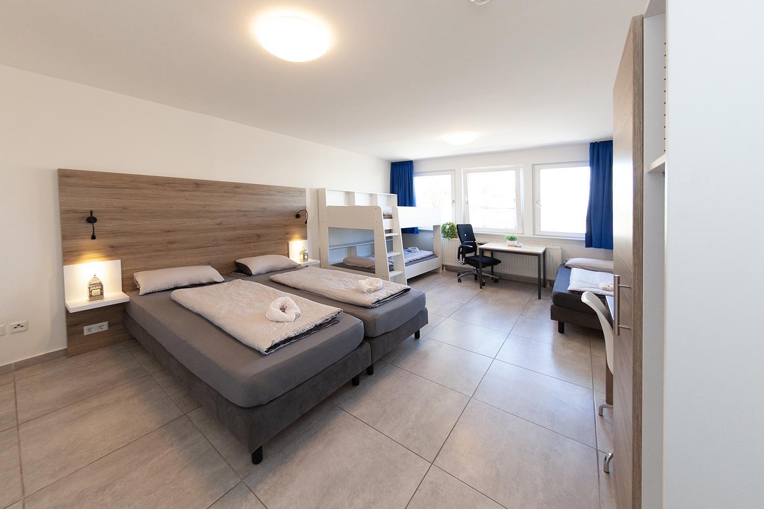 Mk Hostel Oyten - Free Wifi & Parking - 24H Check-In Екстериор снимка